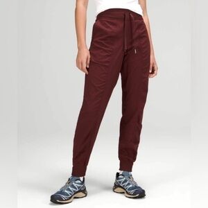 EEUC Lululemon Athletica Dance Studio Joggers
